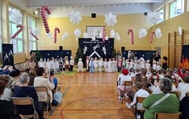 Dzień Babci i Dziadka w Zespole Szkolno-Przedszkolnym w Opatowcu 26