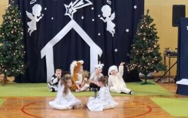 Dzień Babci i Dziadka w Zespole Szkolno-Przedszkolnym w Opatowcu 42