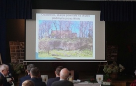 Spotkanie z historią w Domu Kultury w Opatowcu 31