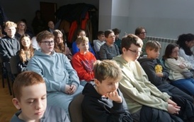 Spotkanie z historią w Domu Kultury w Opatowcu 54