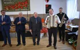 XVII Gminny Dzień Kobiet w Krzczonowie 100