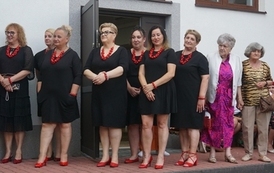 Wianki nad Wisłą w Opatowcu &ndash; tradycja, integracja i edukacja międzypokoleniowa 8