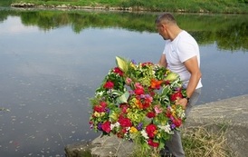 Wianki nad Wisłą w Opatowcu &ndash; tradycja, integracja i edukacja międzypokoleniowa 45
