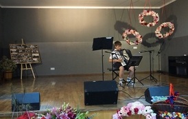 Wianki nad Wisłą w Opatowcu &ndash; tradycja, integracja i edukacja międzypokoleniowa 132