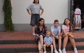 Wianki nad Wisłą w Opatowcu &ndash; tradycja, integracja i edukacja międzypokoleniowa 139