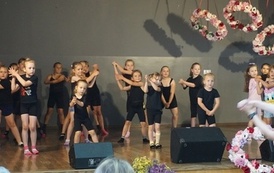 Podsumowanie sezonu artystycznego Skakanka.Dance w Instytucji Kultury w Opatowcu 17