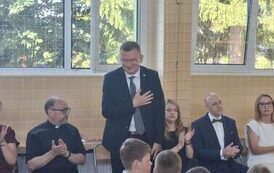 Uroczyste zakończenie roku szkolnego 2025/2026 w Zespole Szkolno&ndash;Przedszkolnym w Opatowcu 32