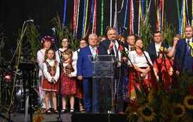 Dożynki Gminno-Powiatowe w Kazimierzy Wielkiej. Gmina Opatowiec z II miejscem za najpiękniejszy wieniec. 7