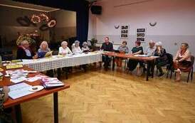 Międzypokoleniowo w instytucji kultury &ndash; tradycja przekazywana z pokolenia na pokolenie 1