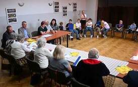 Międzypokoleniowo w instytucji kultury &ndash; tradycja przekazywana z pokolenia na pokolenie 21