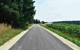Nowa nawierzchnia asfaltowa na drodze gminnej Rzemienowice &ndash; Trębacz&oacute;w 02