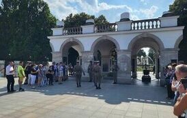 Wyjazd mieszkańc&oacute;w Gminy Opatowiec do Sejmu RP 05