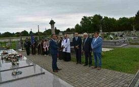 W hołdzie pomordowanym mieszkańcom Opatowca w 79. rocznicę pacyfikacji miejscowości 28