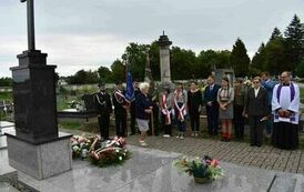 W hołdzie pomordowanym mieszkańcom Opatowca w 79. rocznicę pacyfikacji miejscowości 26