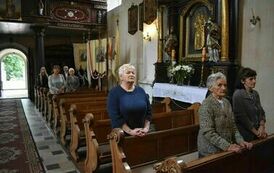 W hołdzie pomordowanym mieszkańcom Opatowca w 79. rocznicę pacyfikacji miejscowości 06