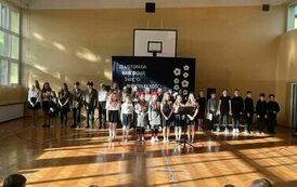 Obchody 105. Rocznicy Odzyskania Niepodległości przez Polskę w Zespole Szkolno &ndash; Przedszkolnym w Opatowcu 19