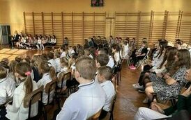 Obchody 105. Rocznicy Odzyskania Niepodległości przez Polskę w Zespole Szkolno &ndash; Przedszkolnym w Opatowcu 10