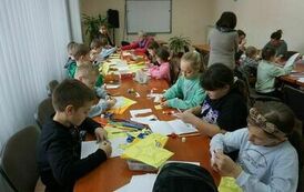 Uczniowie z Zespołu Szkolno-Przedszkolnego z Krzczonowa z wizytą w bibliotece 07