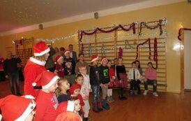 Spotkanie ze Św. Mikołajem w Szkole Podstawowej w Krzczonowie 03