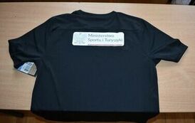 Przekazanie sprzętu treningowego w ramach &bdquo;Sportowej jesieni w Gminie Opatowiec&rdquo; 17