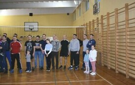 XXXI Turniej Piłki Siatkowej o Puchar Burmistrza Miasta i Gminy Opatowiec oraz Turniej Szachowy  18