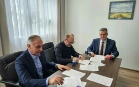 Podpisanie umowy na prace remontowo-konserwatorskie kościoła pw. Św. Jakuba Apostoła 01