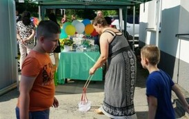 Promocja biblioteki i czytelnictwa podczas Pikniku z okazji Dnia Dziecka w Urzutach 32