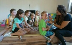 Promocja biblioteki i czytelnictwa podczas Pikniku z okazji Dnia Dziecka w Urzutach 09