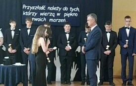 Pożegnanie klasy VIII 07