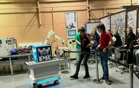 Harcerze na Małopolskiej Nocy Naukowc&oacute;w 01