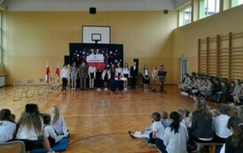 Obchody 106. Rocznicy Odzyskania Niepodległości przez Polskę w Zespole Szkolno-Przedszkolnym w Opatowcu 09
