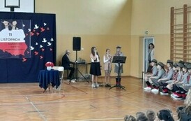 Obchody 106. Rocznicy Odzyskania Niepodległości przez Polskę w Zespole Szkolno-Przedszkolnym w Opatowcu 03