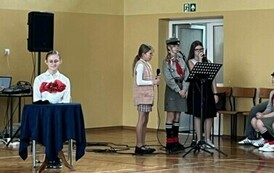 Obchody 106. Rocznicy Odzyskania Niepodległości przez Polskę w Zespole Szkolno-Przedszkolnym w Opatowcu 16