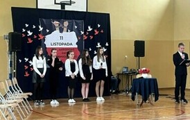 Obchody 106. Rocznicy Odzyskania Niepodległości przez Polskę w Zespole Szkolno-Przedszkolnym w Opatowcu 12