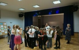 Podsumowanie projektu &bdquo;Książka, teatr i muzyka w bibliotece się spotyka&rdquo; 65