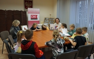 Radosne obchody Dnia Pluszowego Misia w Bibliotece w Opatowcu 14