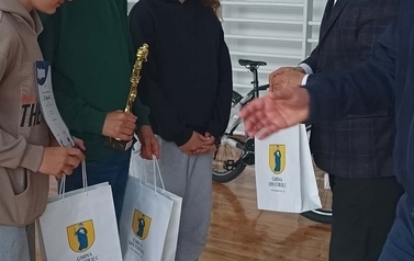 Sukces uczni&oacute;w w Powiatowym Finale Turnieju &bdquo;Bezpieczeństwo w Ruchu Drogowym&rdquo; w Kazimierzy Wielkiej 14