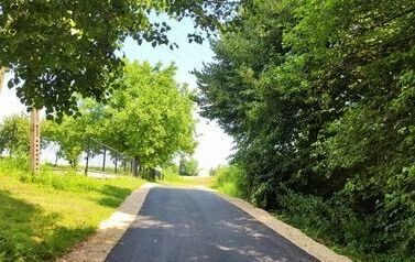Przebudowa drogi wewnętrznej w miejscowości Charbinowice 01