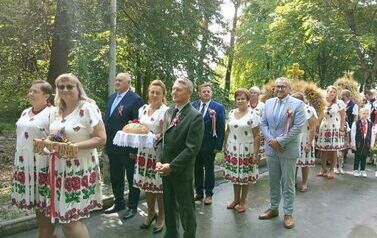 Dożynki Powiatu Kazimierskiego w Bejscach 01