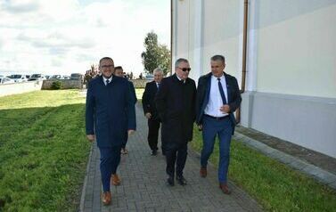 Uroczystości upamiętnienia 79. rocznicy zestrzelenia przez Niemc&oacute;w alianckiego samolotu Liberator EW250 L 01