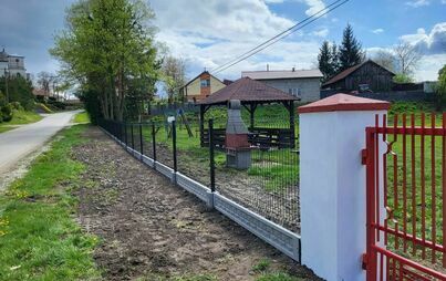 Zdjęcie do Nowe ogrodzenie przy budynku strażnicy OSP w Kocinie